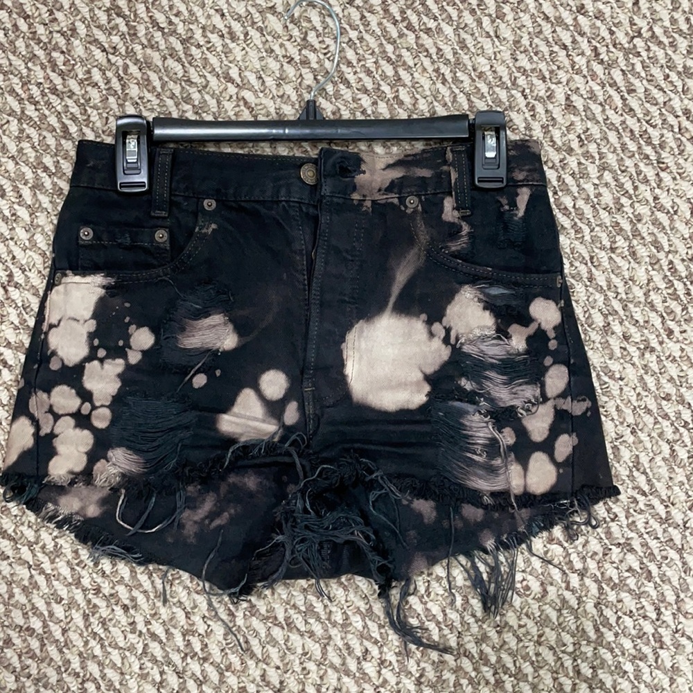 Levi tie-dye black shorts size 25 or small